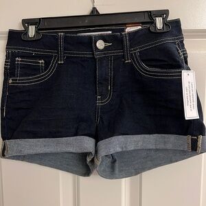 No Boundaries ladies Jean shorts